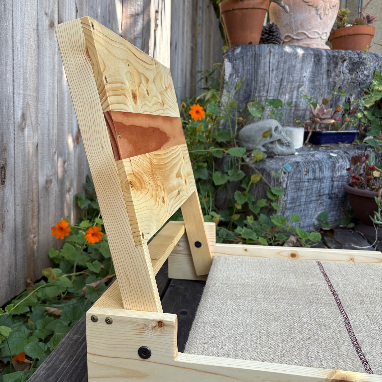 The Baywood Beach Chair - Red Stripe