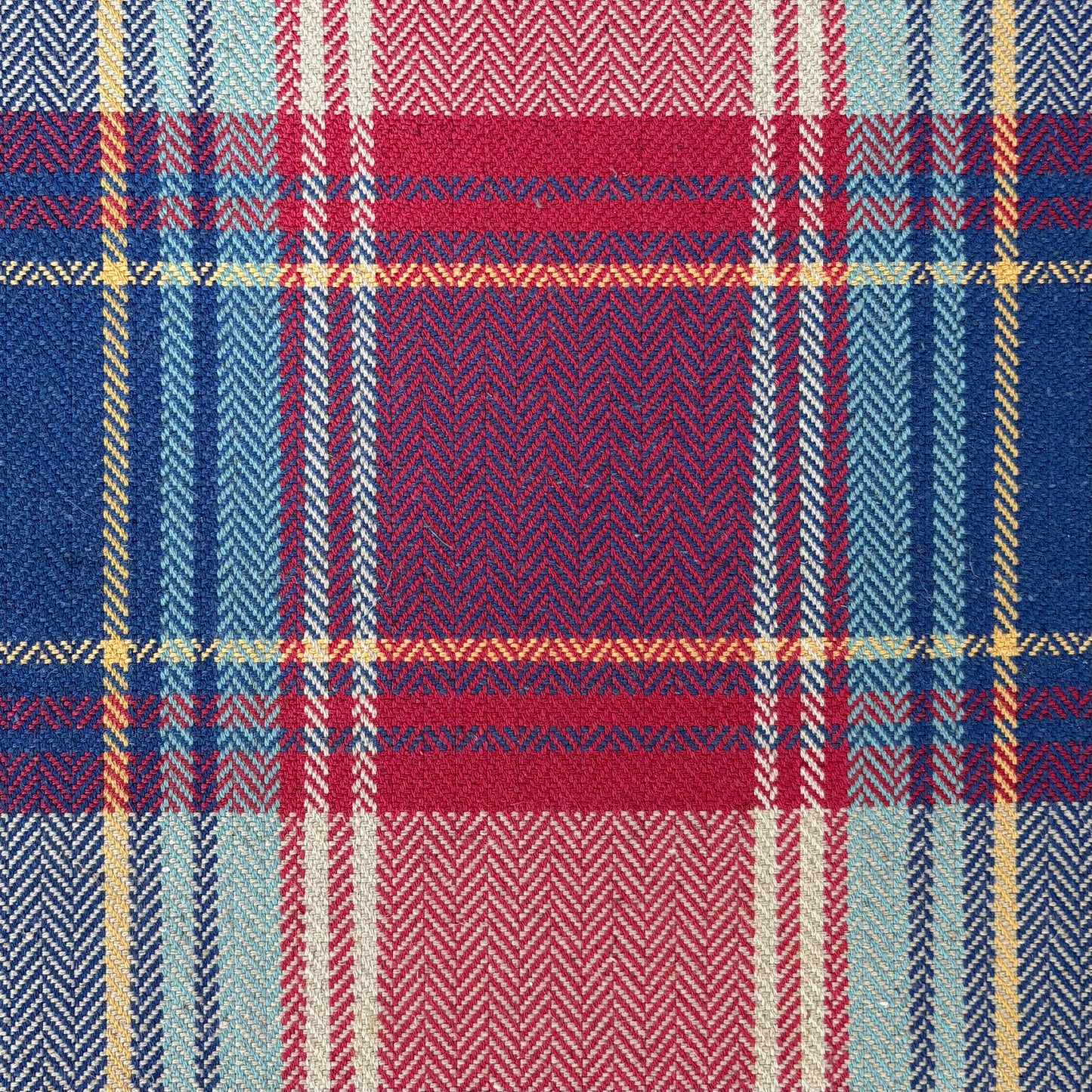 The Baywood Beach Chair - Madras Plaid