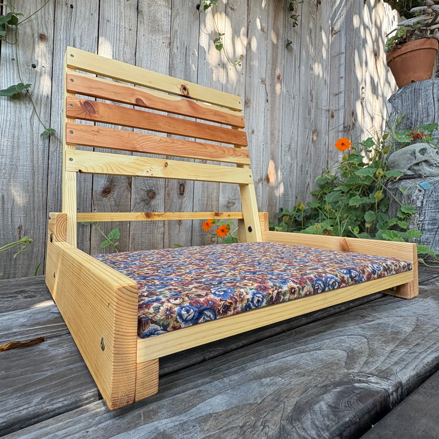 The Baywood Beach Chair - Fall Flowers